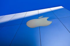 Apple’s Gambit to Disrupt Amazon’s E-Book Dominance